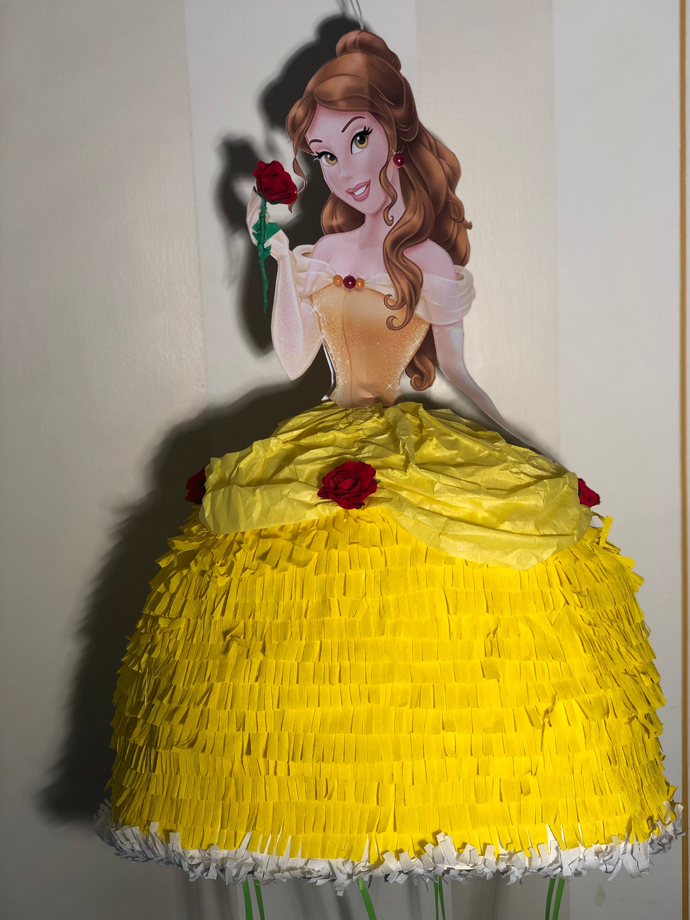 Piñata princesse Belle Etsy