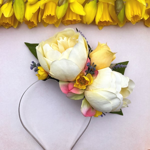 Yellow peony fascinator, Pastel hair flowers, Spring wedding headband, Ladies hair accessory, Mother of bride, Easter accessories, Pin up