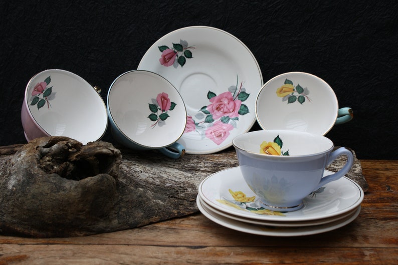 set of 4 cups and saucers with flowers bowls with flowers pastel kitchen coffee or tea cups wit flowers vintage tableware Boch.
