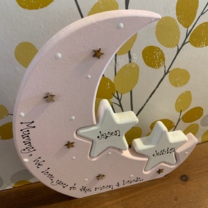 Personalised mum wooden moon & stars, mummy we love you moon, wooden moon and interlocking stars, mummy love you gift, gifts for mum image 3