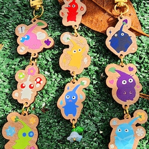 Pikmin Linking Wooden Key Chain