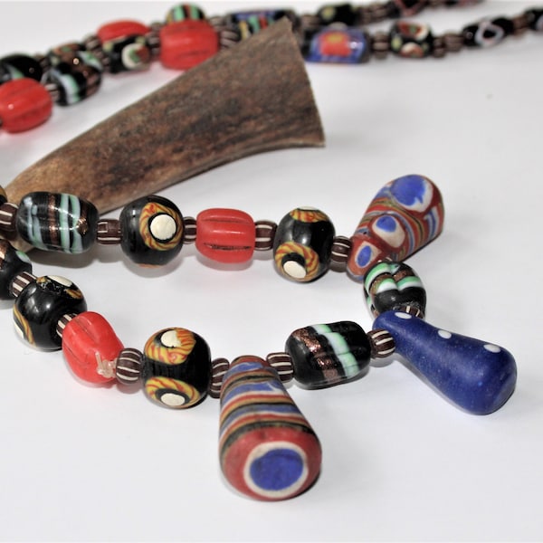 Ethnic beads, glass bead strand, handmade trade beads, colorful beads, featherbeads, Krobobeads, handmade, hippie style, kiffa beads