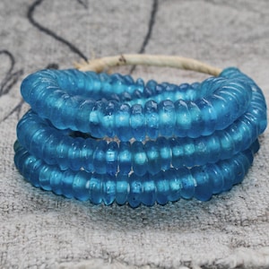 Krobo beads, blue, aqua blue, recycled glass beads, glass beads, rondelle, Africa/Ghana, strand length approx. 53 cm, 125 beads