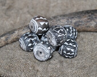 Clay beads, old stone beads, African handicraft, handmade beads, old clay beads, 1 piece bead