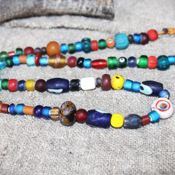 Ethno necklace, glass bead strand, colorful beads, handmade, hand-painted, hippie style, strand length 65 cm