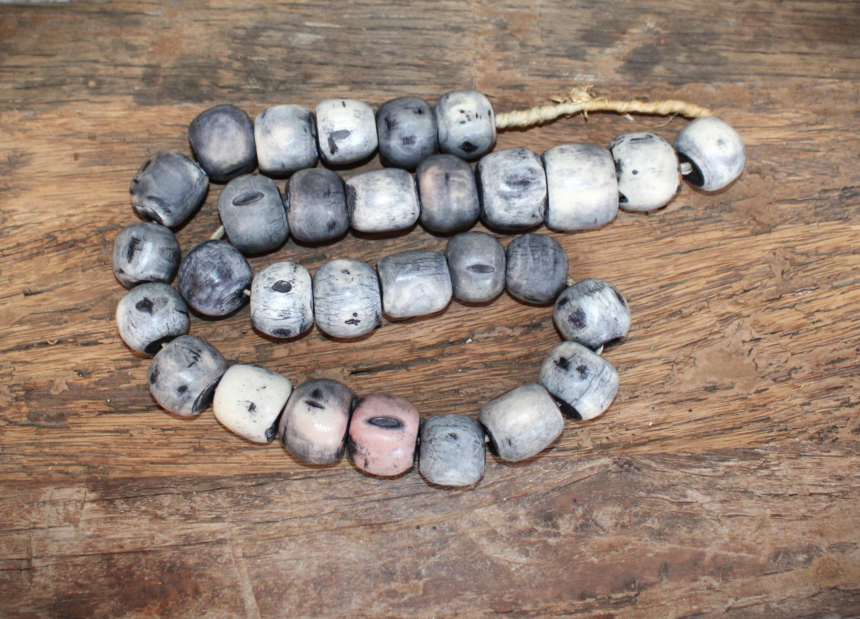 Beef Bone Beads XXL, Chain Strand, 64 Cm Long