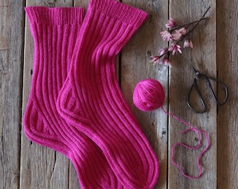 The Simply Ribbed Socks with a Square Heel Pattern - digital download knitting pattern