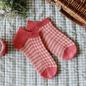 Summer Picnic Socks Knitting Pattern