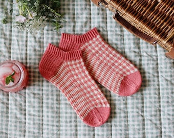 Summer Picnic Socks Knitting Pattern