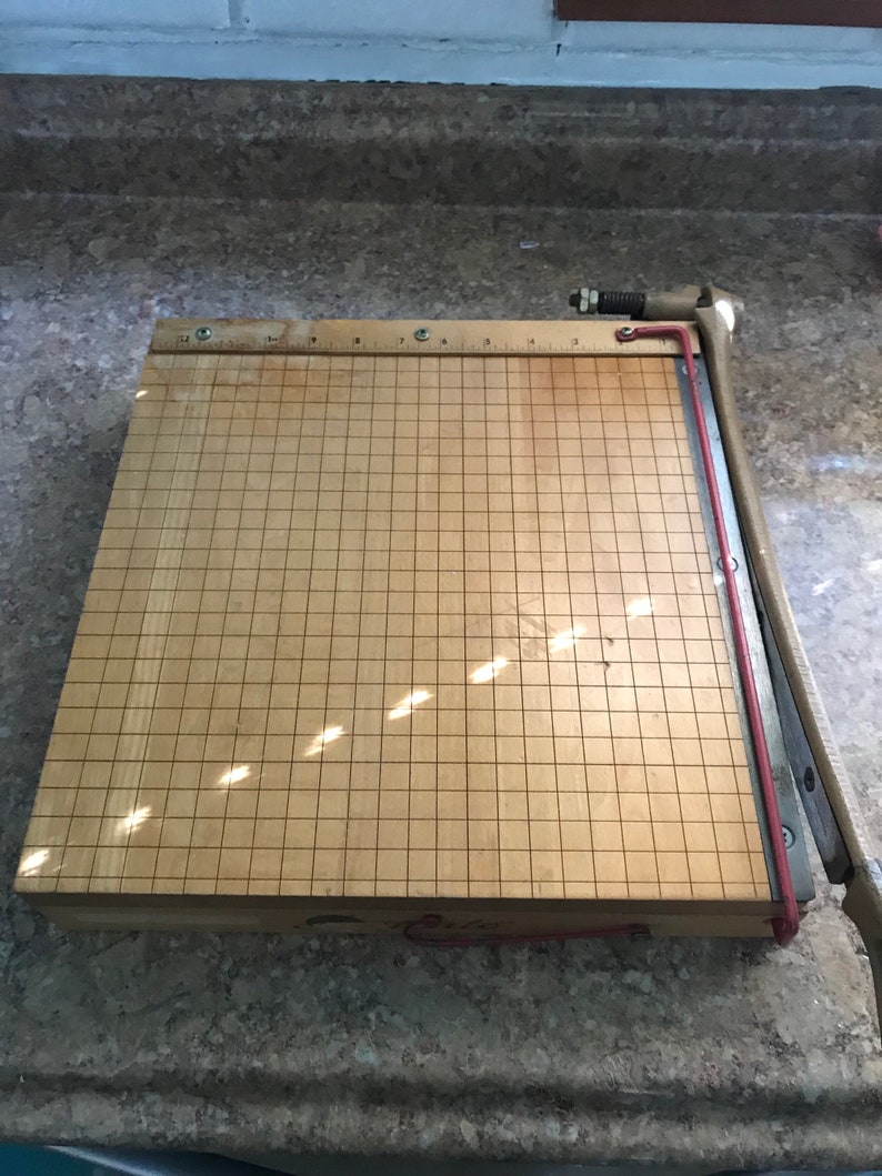 1132-12 in solid Ingento Paper Cutter No vintage pappercutter