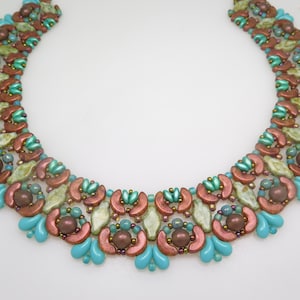 Crab Necklace - Beading Tutorial - Czech Navette Arcos par Puca Zoliduo Pearls Superduo and Seed Beads - Beaded Necklace Tutorial PDF