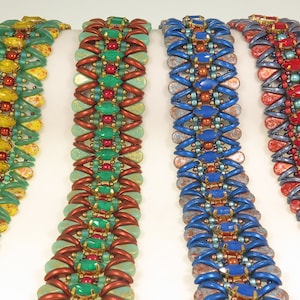 Rugby Bracelet - Beading Tutorial - Amos Par Puca Crescent 5x10 Navettes Pearl and Seed Beads - Beading Pattern - Beaded bracelet - PDF