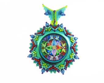 Mandala Pendant - Kit & Tutorial - Cabochon Delica and Seed Beads Peyote Pearl  - Beading Pattern - Beaded Pendant Tutorial - KIT