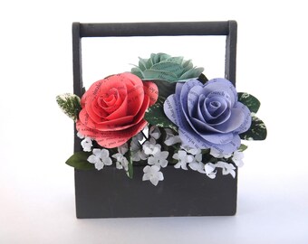 Book Page Flowers, Book Lover Gift, Book Themed Wedding Flowers, Book Themed Centerpiece, Librarian Gift, Book Decor