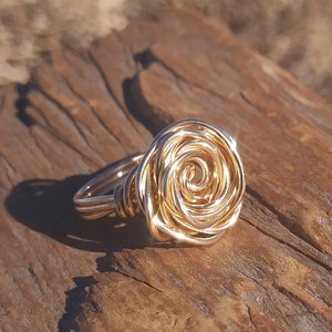 Goldring, Rose geformter Goldring, wunderschöne Rose Blume Wire Wrapped Gold-Filled Ring