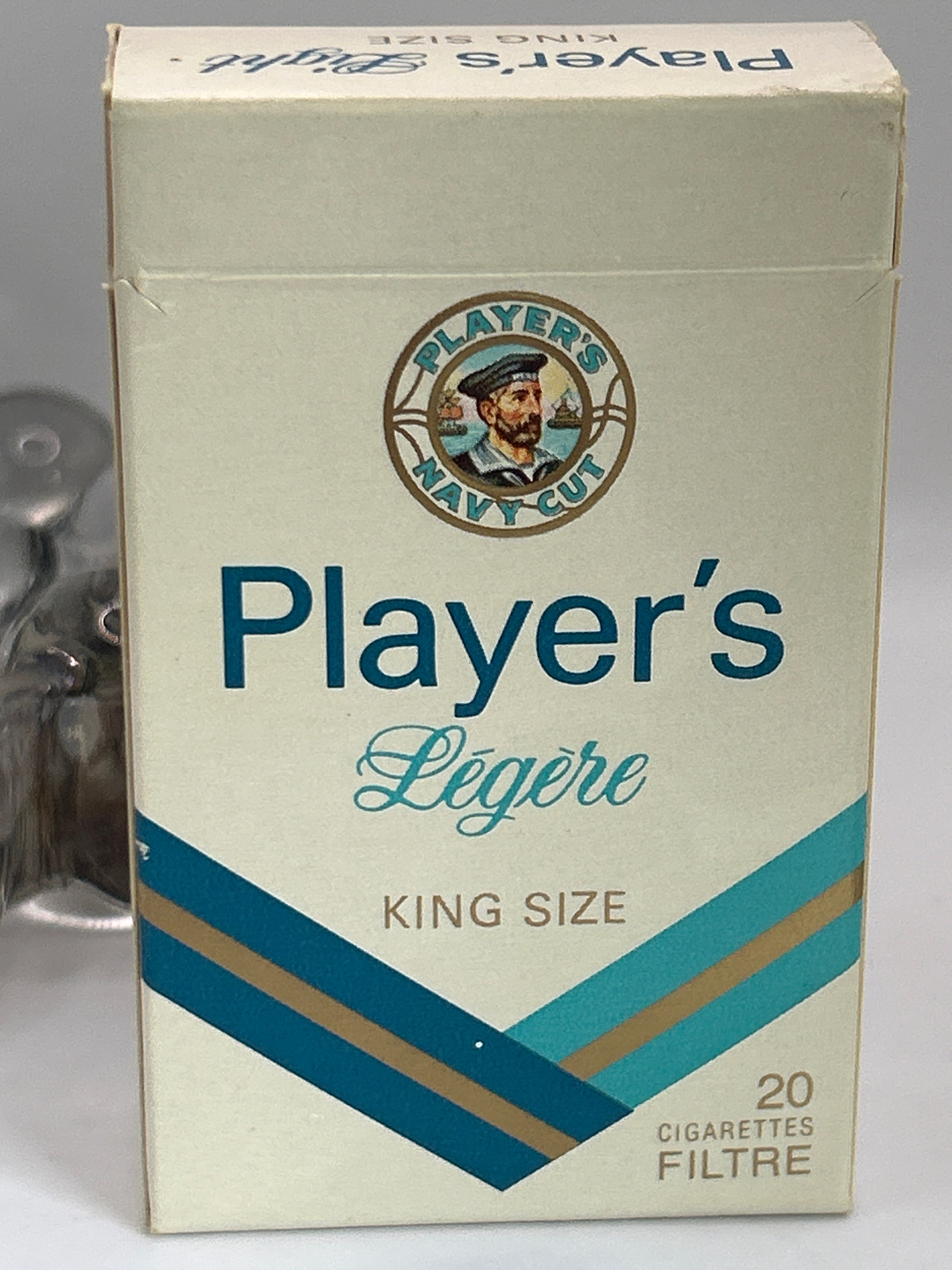 kings 20 cigarettes The King  Bull Brand Newport Menthol Gold Classic Kings
