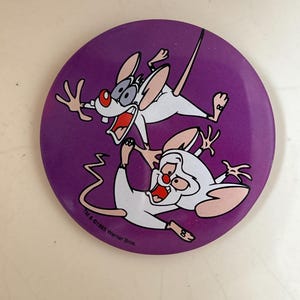 Cartoon Animaniacs Pinky And The Brain 3” Lapel Pin 1995 Warner Bros. Vintage