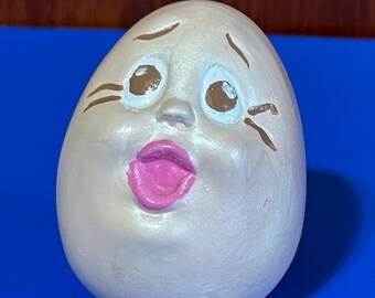 Smiling Vintage Humpty Dumpty Egg