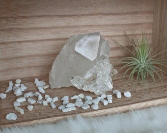 Clear Quartz Points With Side Cluster - 7.4cm x 9.5cm - ITEM #6