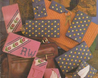 Vintage PDF plastic canvas pattern - purse accessories