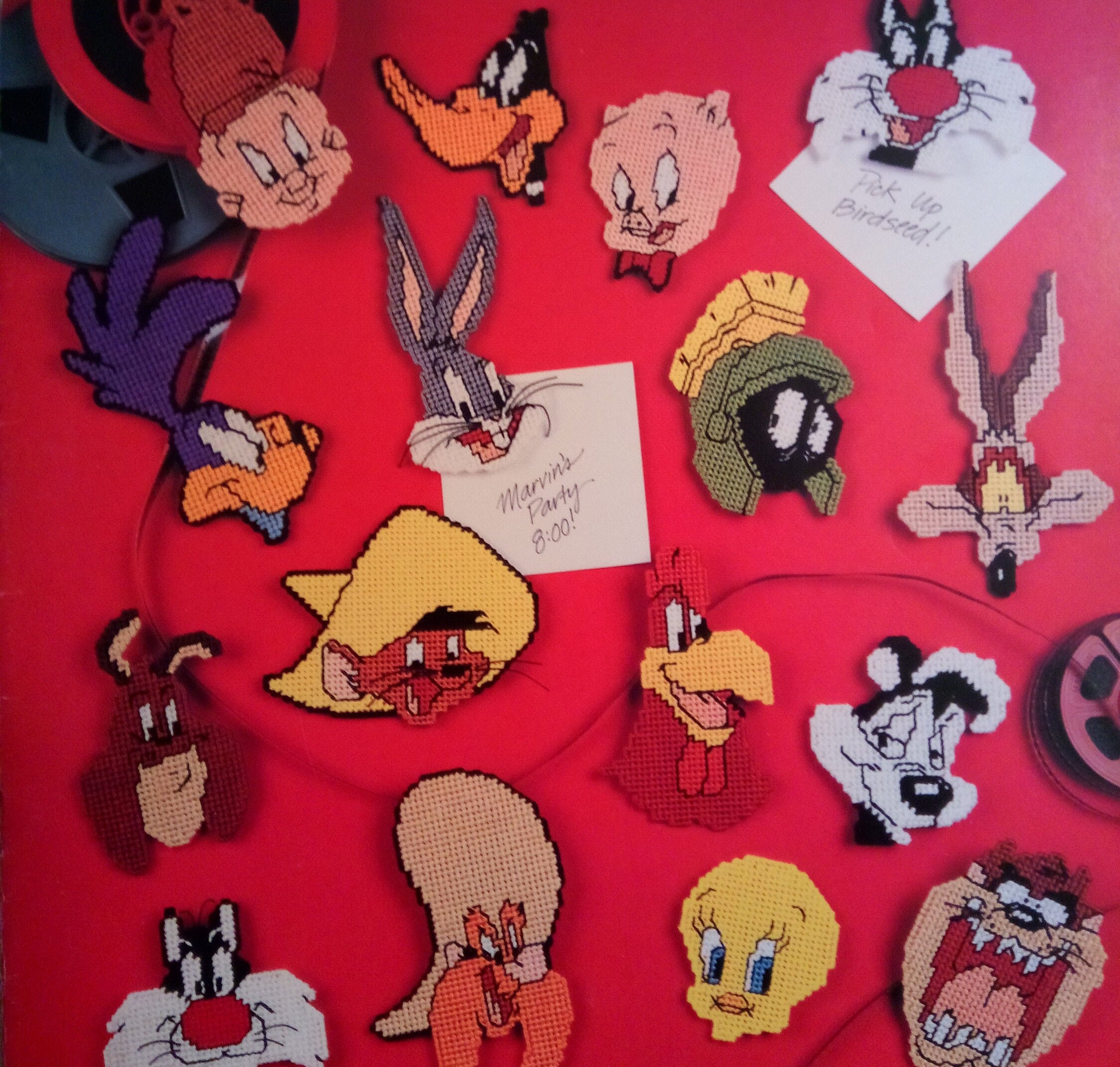 Despicable: Doodle l Official Daffy Duck Fridge Magnets