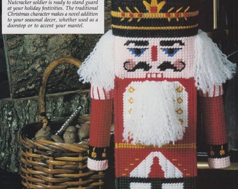 Plastic canvas vintage PDF pattern - Christmas Nutcracker