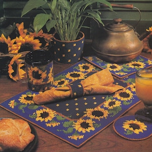 Plastic canvas vintage PDF pattern - sunflower table set