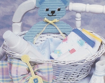 Plastic canvas vintage PDF pattern - Teddy Bear Basket Peeper