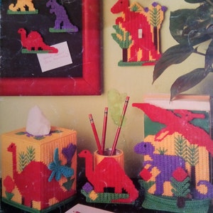 Vintage PDF plastic canvas pattern - dinosaurs