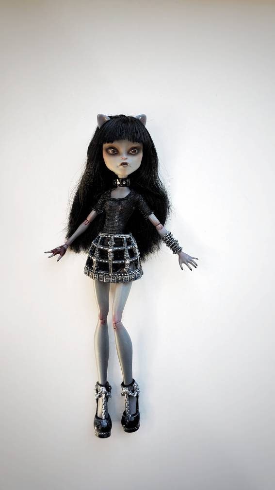 OOAK Monster High Repaint OOAK Doll Repaint Onyx Ever After | Etsy