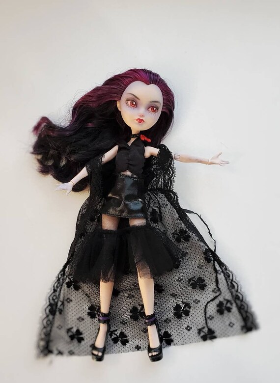 monster high vampire doll