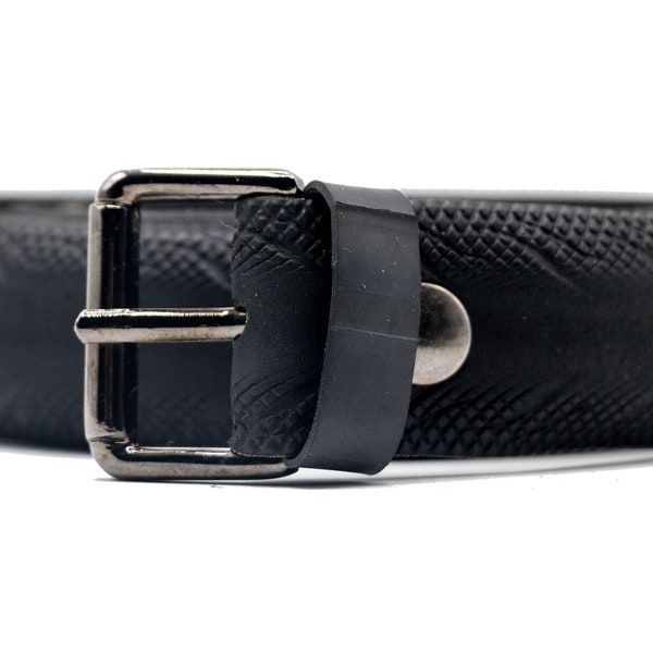 Ceinture de pneu de vélo noir, ceinture de pneu recyclé, ceinture végétalienne, ceinture en caoutchouc, idée cadeau éco, ceinture de sport