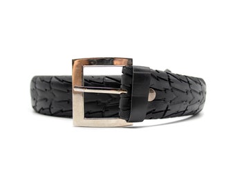 Upcycled bike tire belt, unisex black belt, pneumatic belt, rubber belt, vegan belt, eco gift idea, handmade belt, boy belt, sportive belt