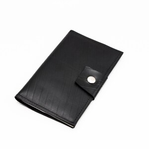 Cartera vegana negra en cámara de aire reciclada con monedero externo, cartera grande, cartera impermeable, idea de regalo ecológico para ella