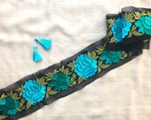 Black Floral Embroidered Trim,Indian Embroidery Border,Kashmir Embroidery Lace,Black Floral Border,Black Saree Border,Bridal Lace,Price mtr