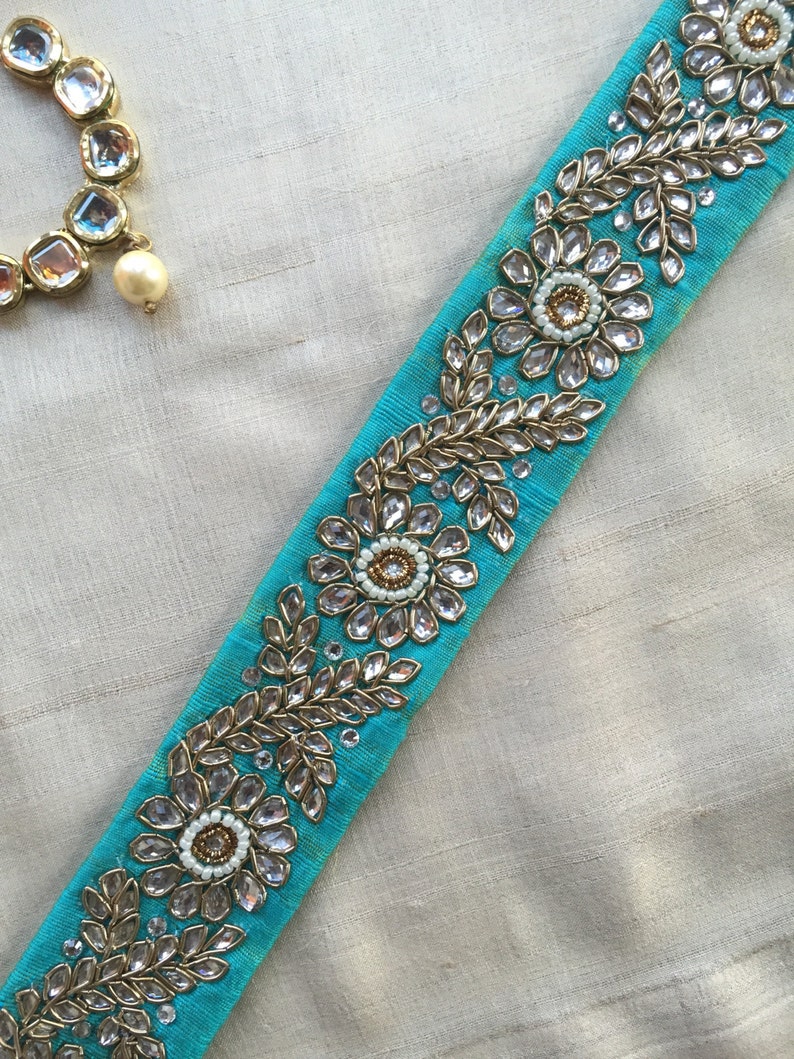 ATTRACTIVE INDIAN ZARDOSHI AND GOLD FLORAL EMBROIDERY BLACK SILK TRIM//LACE-1MTR