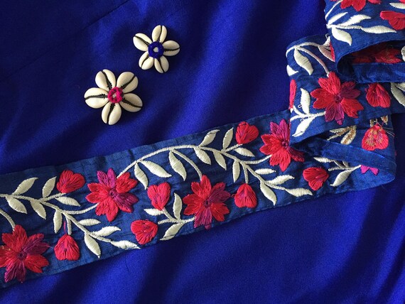 Red Spring Flowers Embroidery Trimindian Blue Silk Floral Etsy