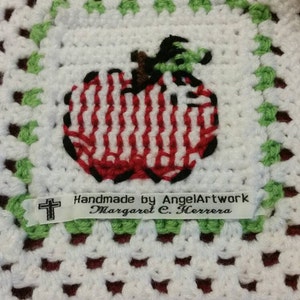 Cross-stitch Apple Baby Blanket image 4