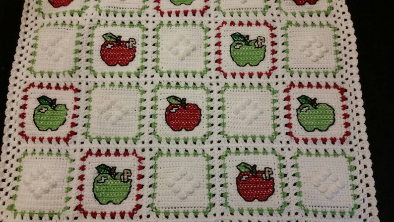 Cross-stitch Apple Baby Blanket image 2