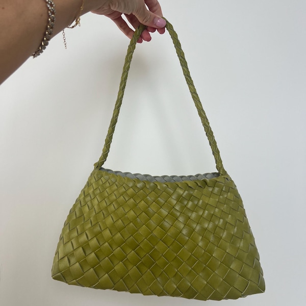 Green woven handbag shoulder bag