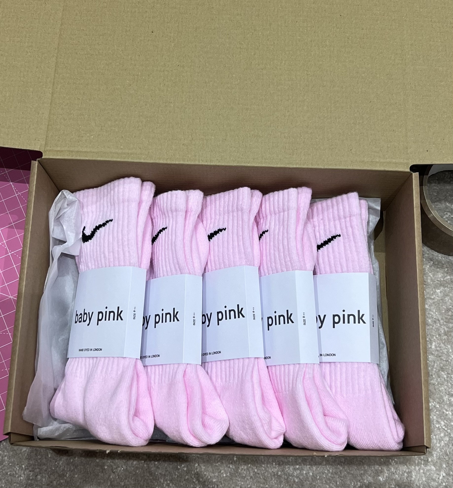 Light pink nike socks hotsell