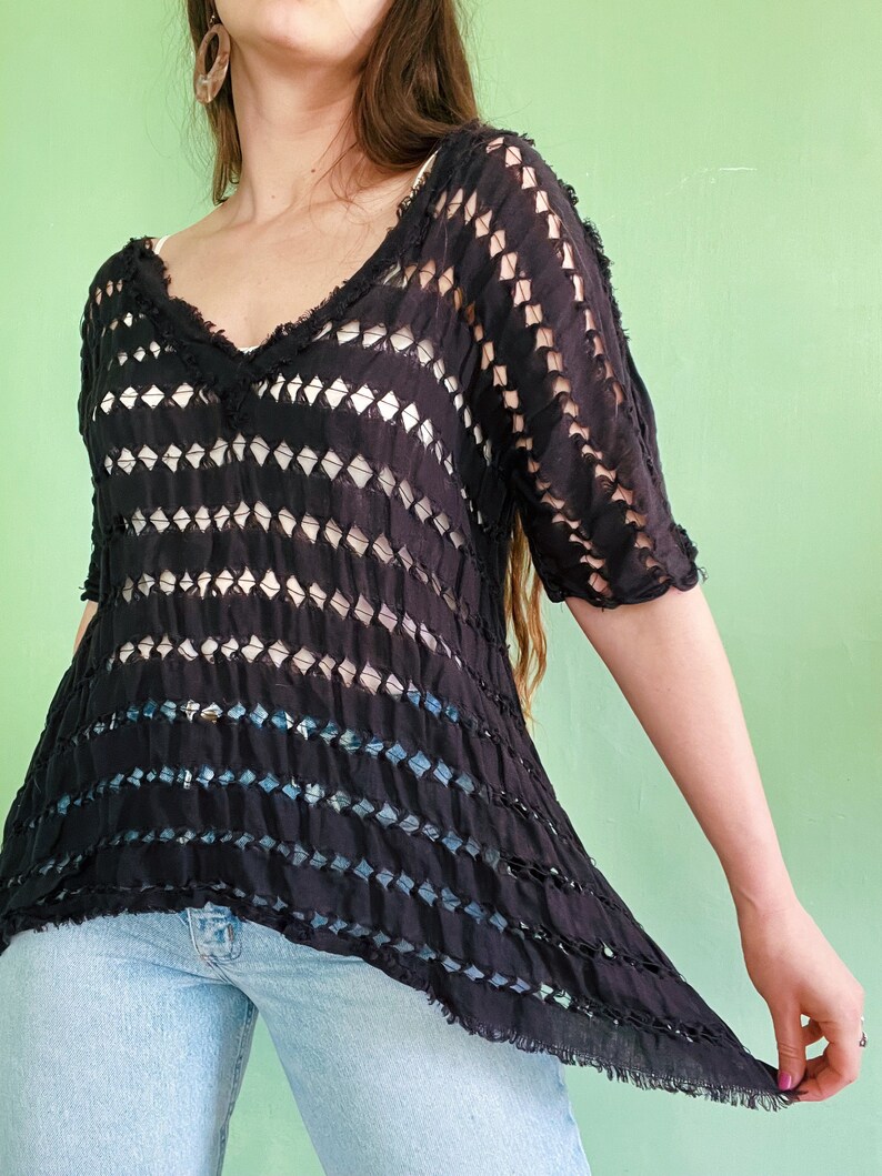 00s deep purple textured sheer 'new romantics' harlequin cut out blouse by free people afbeelding 8
