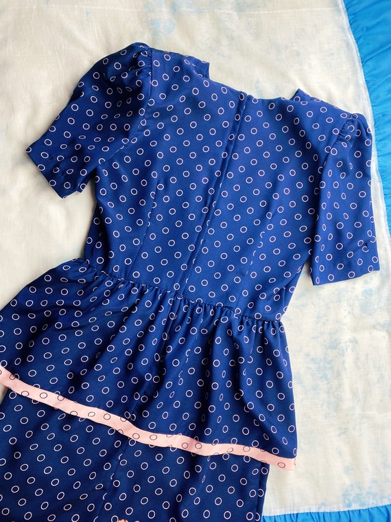 eighties navy blue & baby pink polka dot peplum d… - image 9