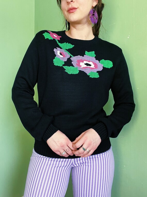 70s - 80s pastel on black poppy flower sweater - image 7