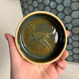 Velociraptor Plate Deep Moss Dinosaur Dish 4 Inch Ceramic Plate Small Dino Plate Ring Dish Trinket Dish Handmade Pottery