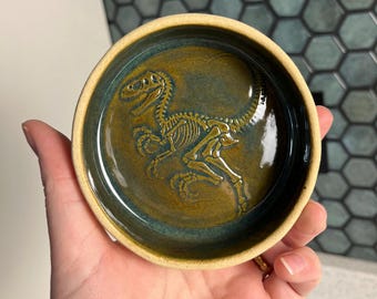 Velociraptor Plate Deep Moss Dinosaur Dish 4 Inch Ceramic Plate Small Dino Plate Ring Dish Trinket Dish Handmade Pottery