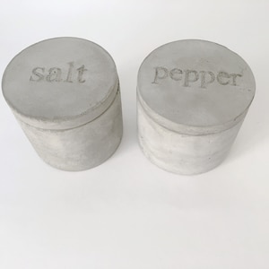 Concrete Salt Pepper Cellar with lid kitchenware Holder Cup Modern Accessories Container industrial minimalism