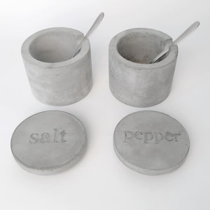 Concrete Salt Pepper with spoon Cellar with lid kitchenware Holder Cup Modern Accessories Container industrial minimalism