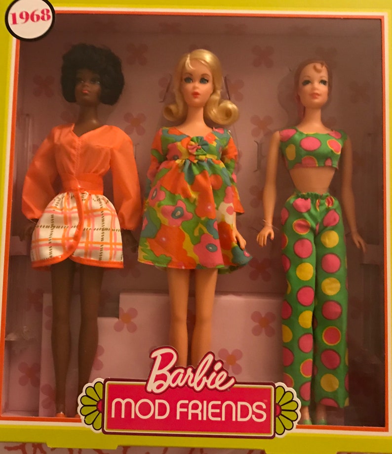 barbie mod friends gift set