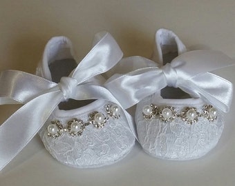 Baby Crib Shoes w Pearls, Christening Shoes, Baby Shoes,  Flower Girl